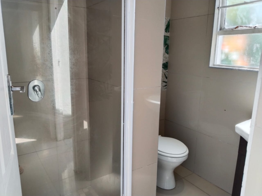 To Let 2 Bedroom Property for Rent in Bonza Bay Eastern Cape